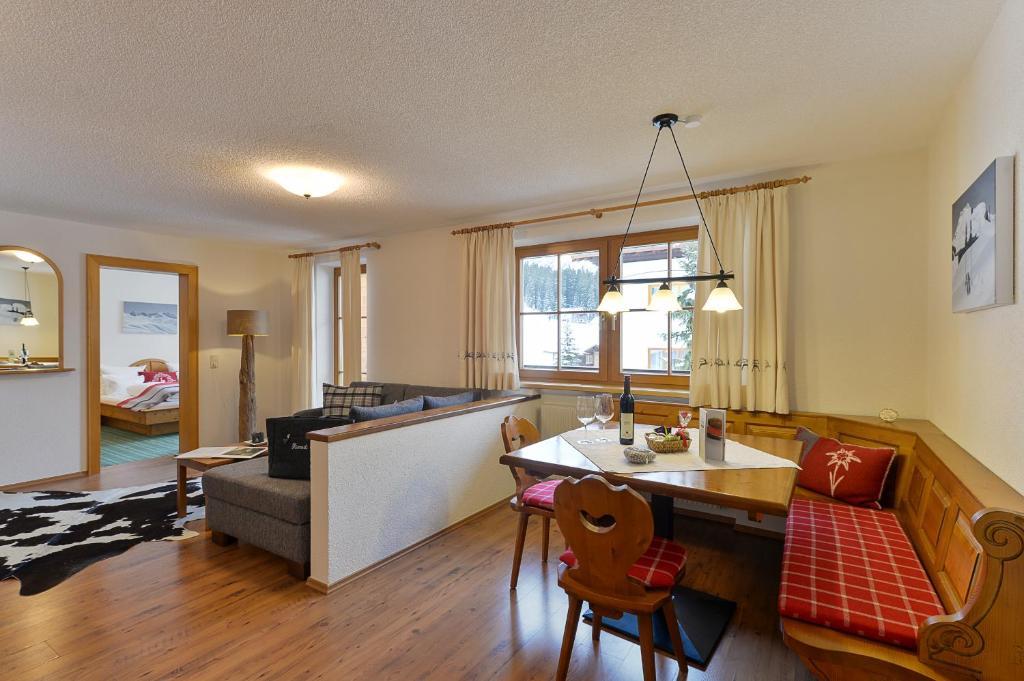Fuermesli Appartements Lech am Arlberg Bilik gambar